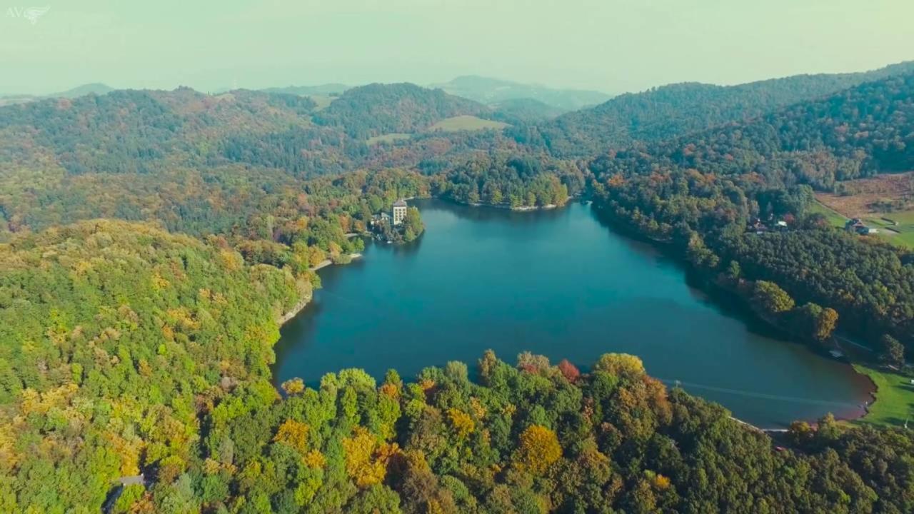 Penzion Turista Banská Štiavnica Eksteriør bilde