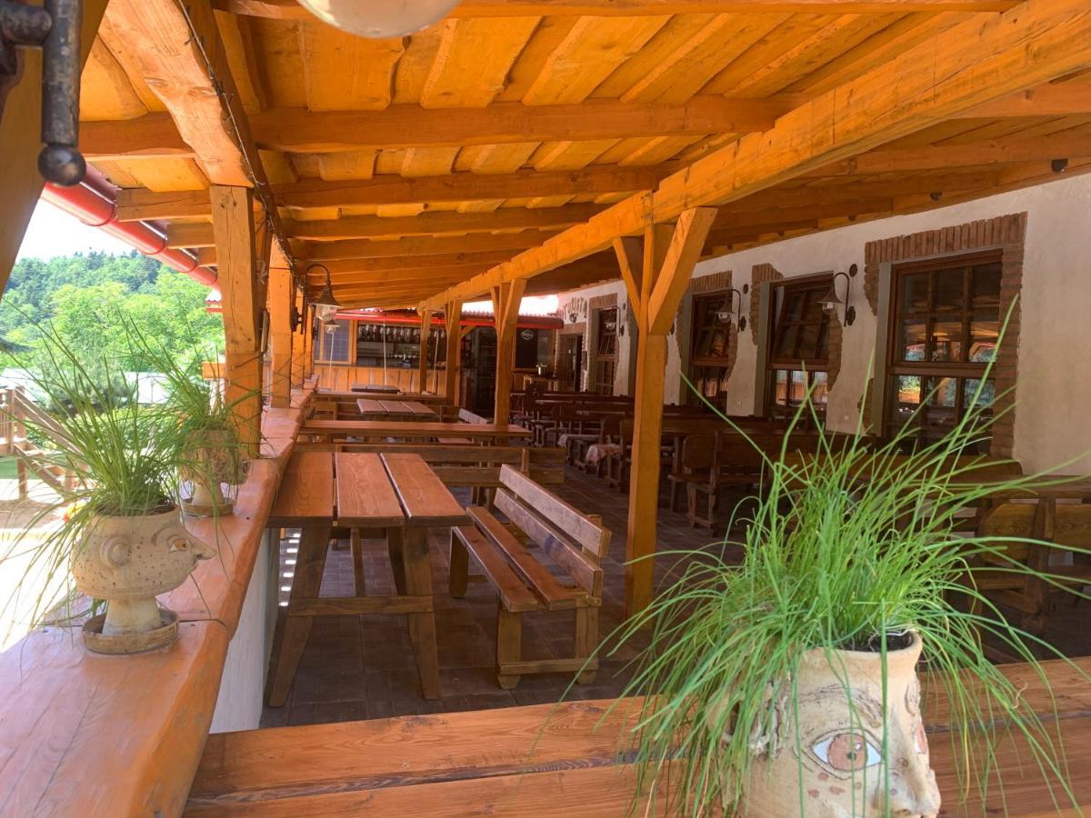 Penzion Turista Banská Štiavnica Eksteriør bilde